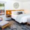 Carmel Beach Hotel
