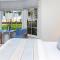 Carmel Beach Hotel