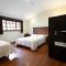 Hotel & Suites El Quijote