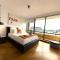 Sub Penthouse - Large Luxury 2 Bedroom Apartment