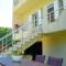 Anas House