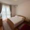 Spacious family apartment near the beach