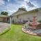 11 Mi to NOLA Westwego Home with Sunroom!