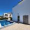 Sunshine Villa