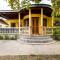 R&V VILLA