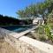 La provence avec piscine privative en campagne