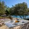 Sea frontline Apartment Charo Pool and Wifi