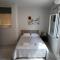 S&H New Port Apartment