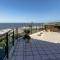 Hansmeyer Hill - 5 Bedroom House