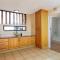 Hansmeyer Hill - 5 Bedroom House