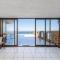 Hansmeyer Hill - 5 Bedroom House