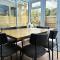 Hydeaway beautiful 3 bedroom house in a great location