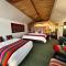 Uros Waliski Lodge