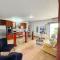 Gold Feather 2Bedroom Center Location and Pool