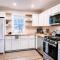 Lighthouse Cottage - Family Friendly Kids and Pets