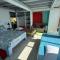 Bungalow les pieds ds l eau, La Maison Bleue