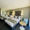 Sea View Hotel Room Heart of Surfers Paradise