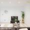 Sleek & Gorgeous 1BR City Centre Nr the beach, High St & Adventure Island by Luxiety Stays