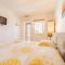 Rooms & Apartments Mirakul