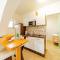 Rooms & Apartments Mirakul