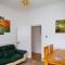 Seaside Rentals Bournemouth centre - large 3BR, WiFi, beach 8 min walk