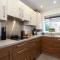 Ambassador House by Truestays - Luxury 4 Bedroom House in Stoke-on-Trent