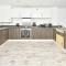 Ivory House by Truestays - 3 Bedroom House in Stoke-on-Trent