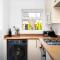 Haydon House by Truestays - NEW 4 Bedroom House in Stoke-on-Trent