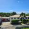 Wonderful 3 Bedroom Home Close To Everything