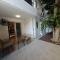 Ficus Suite 001
