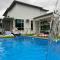 Homestay 88A Melaka for 9 pax with Private Pool, Smart TV, Netflix and Wifi