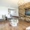 Queens Chateau Boutique Villa