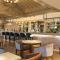 DLF Club 5