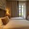 Hotel Embassy