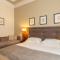 Hotel Embassy