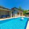 Carevic Resort & Villas