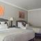 Dune Surfer Inn