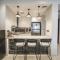 QUARTZ Luxe 1-Bed at Nobles Tower, Near Downtown