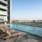 QUARTZ Luxe 1-Bed at Nobles Tower, Near Downtown