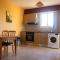 Nissi Elena -Sunshine Apt