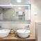 2 Bedroom Gorgeous Apartment In Jezera