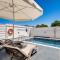 PANATHEON - Luxury 1 & 2 bdr bungalows 300 meters from sandy beach!