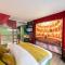 Theater Hotel