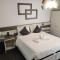 Athos Hotel