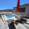 Stavros luxury apartment