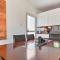 Coral Bay Villa - Sleeps 6 - Pool - Parking