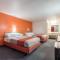 Travelodge by Wyndham Lansing - Lansing