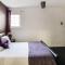 OYO Gin House Hotel