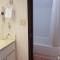 Knights Inn and Suites - Grand Forks