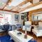 Gorgeous Cape Cod Mansion With Spa Near Beach
